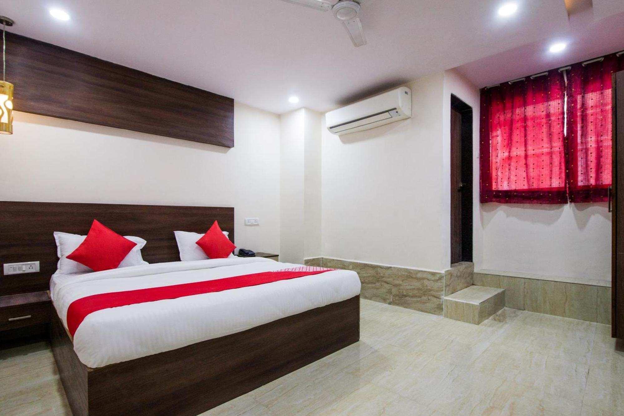 Super Hotel O Holiday Rani Gunj Opp Punjab National Bank Secundurabad Esterno foto