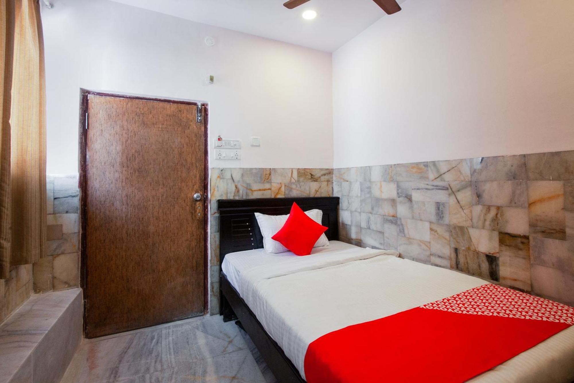 Super Hotel O Holiday Rani Gunj Opp Punjab National Bank Secundurabad Esterno foto